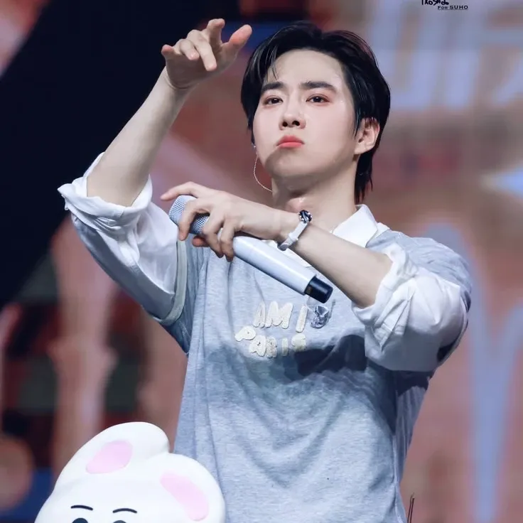 Recent activity shot of Suho