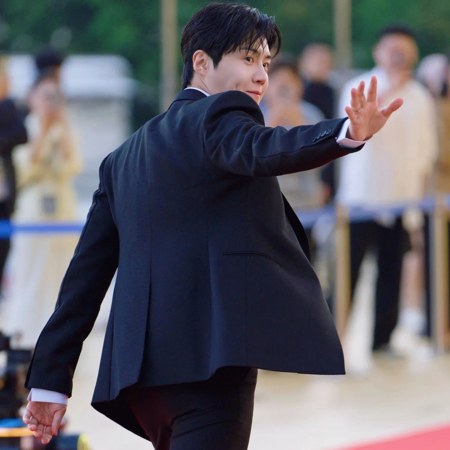 A moment captured by a fan of Kim Seonho