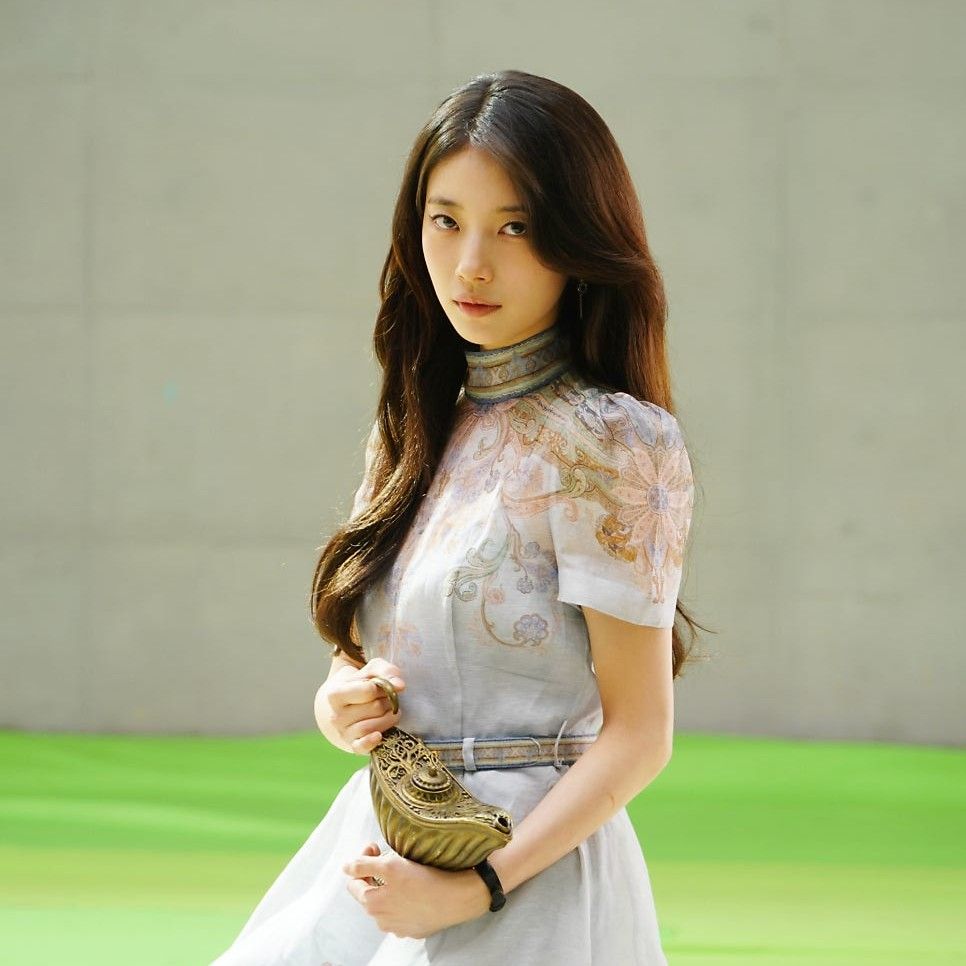 裴秀智的最新照片