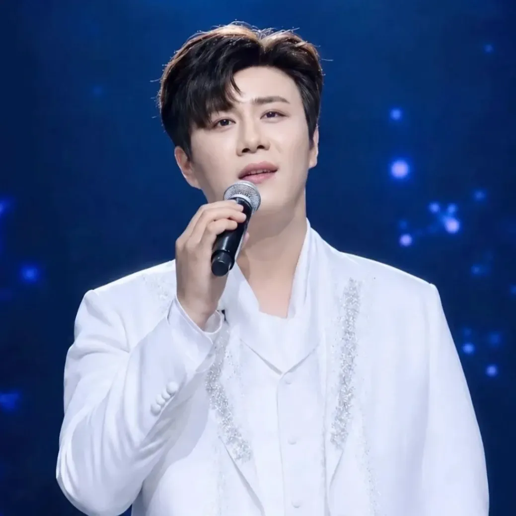 Behind-the-scenes cut of Jin Haesung