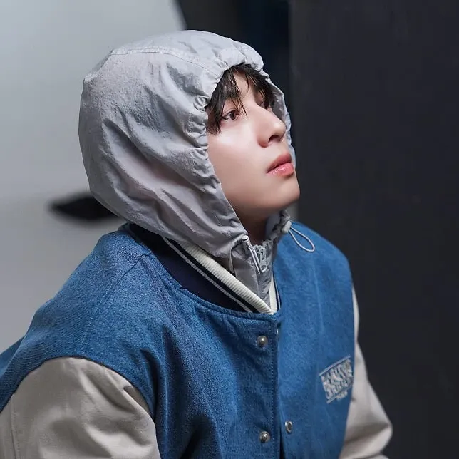 A moment captured by a fan of Cha Eunwoo