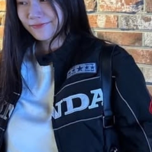 Behind-the-scenes cut of Park Yoona