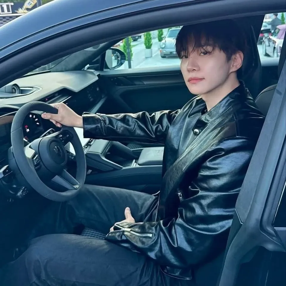 Foto terbaru dari Lee Junho