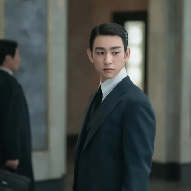 A moment captured by a fan of Park Jinyoung