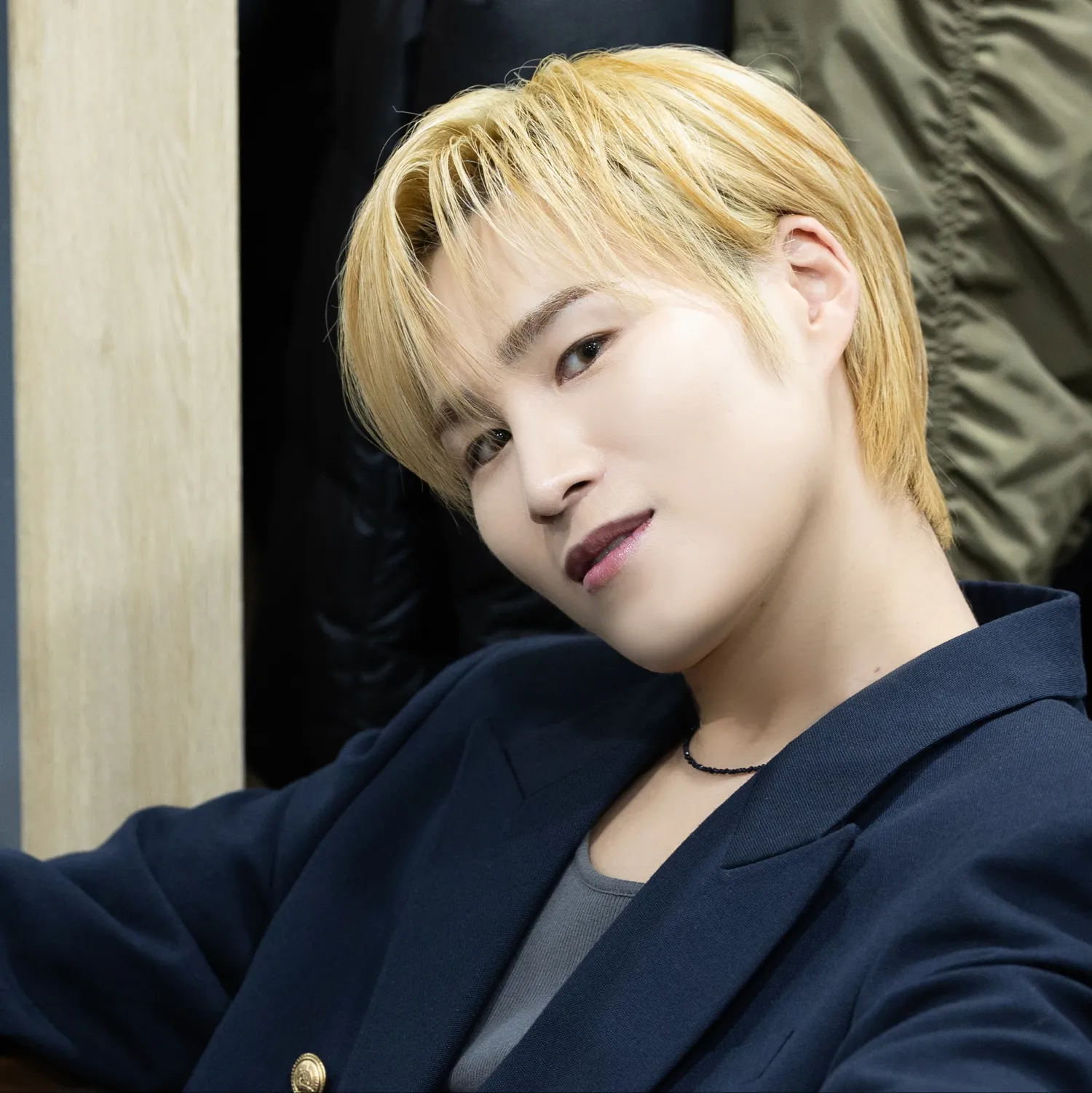 Behind-the-scenes cut of Kim Heejae