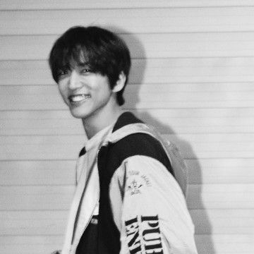 粉絲拍下的李承允瞬間