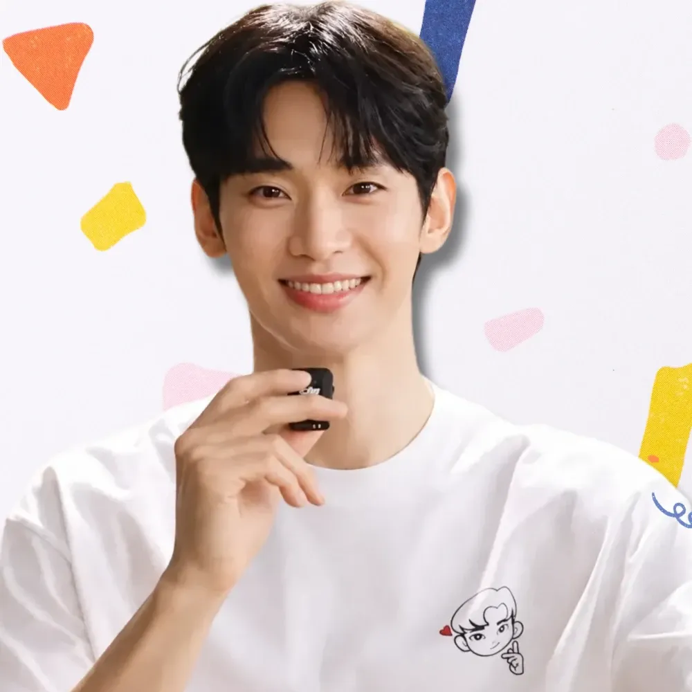 Recent activity shot of Kim Soohyun