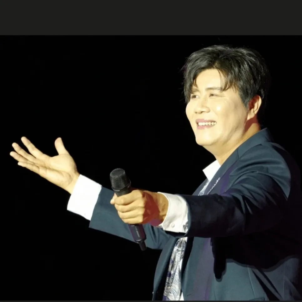 粉絲拍下的晉海成瞬間