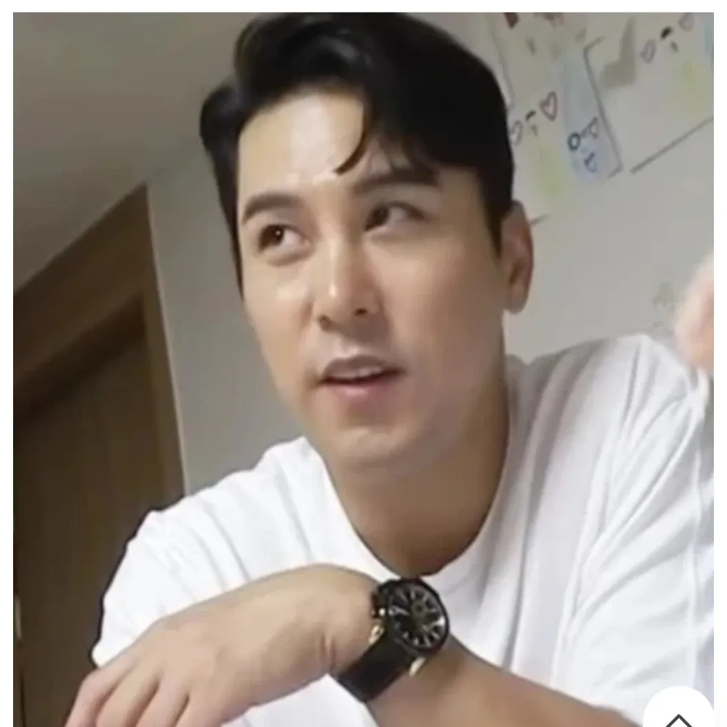 Behind-the-scenes cut of Jang Minho