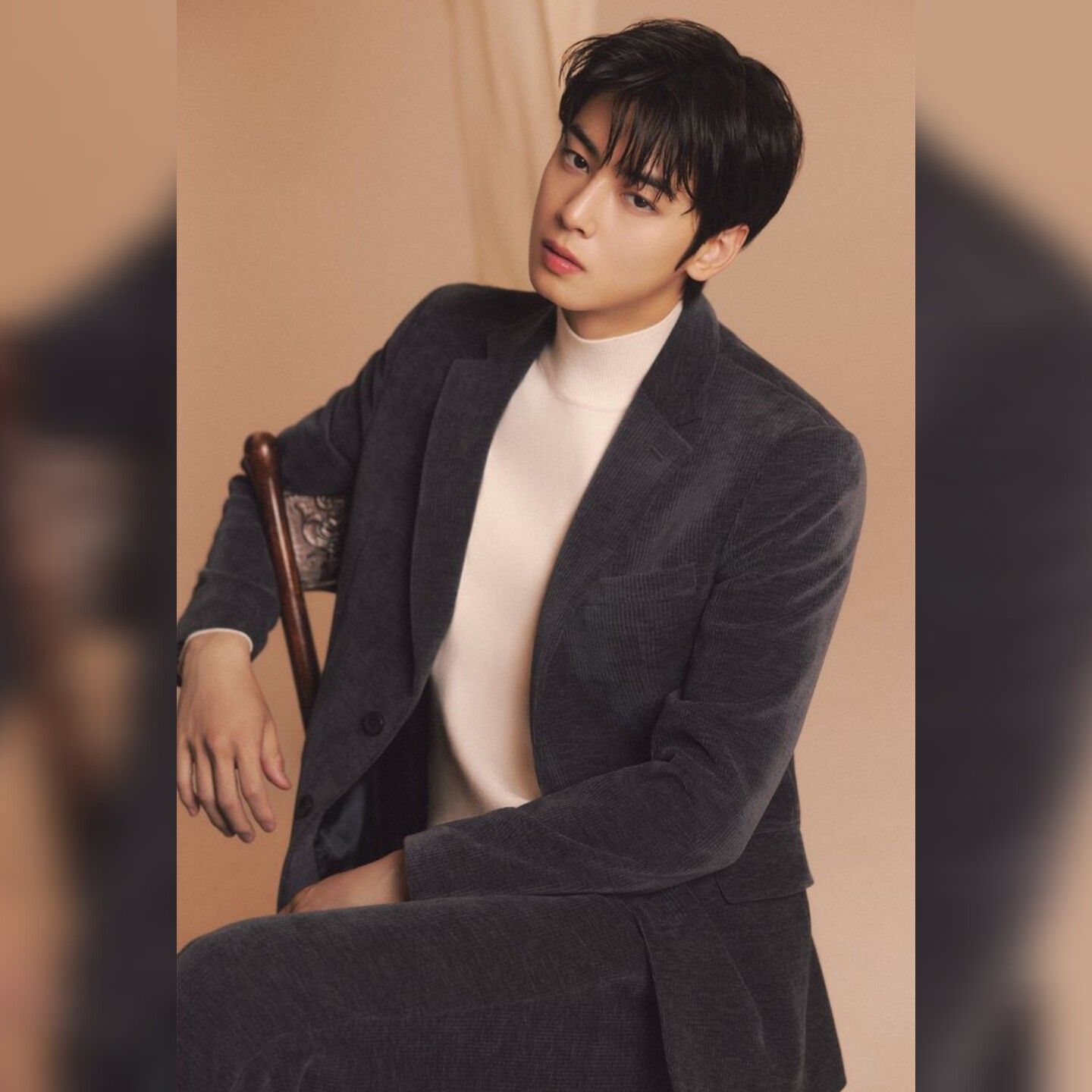 Latest photo of Cha Eunwoo