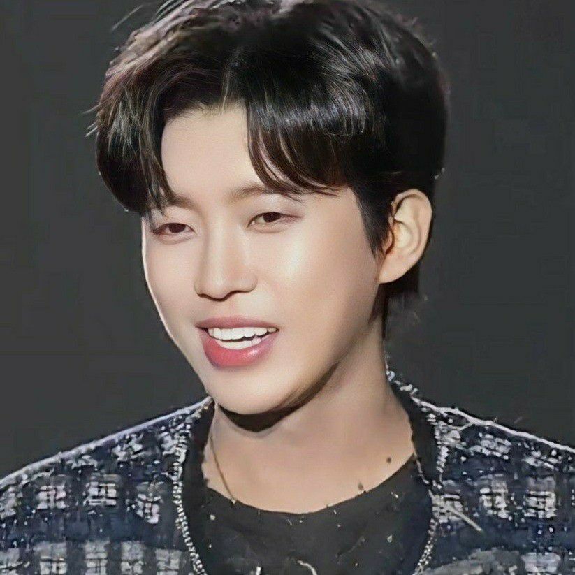 粉丝拍下的林英雄瞬间