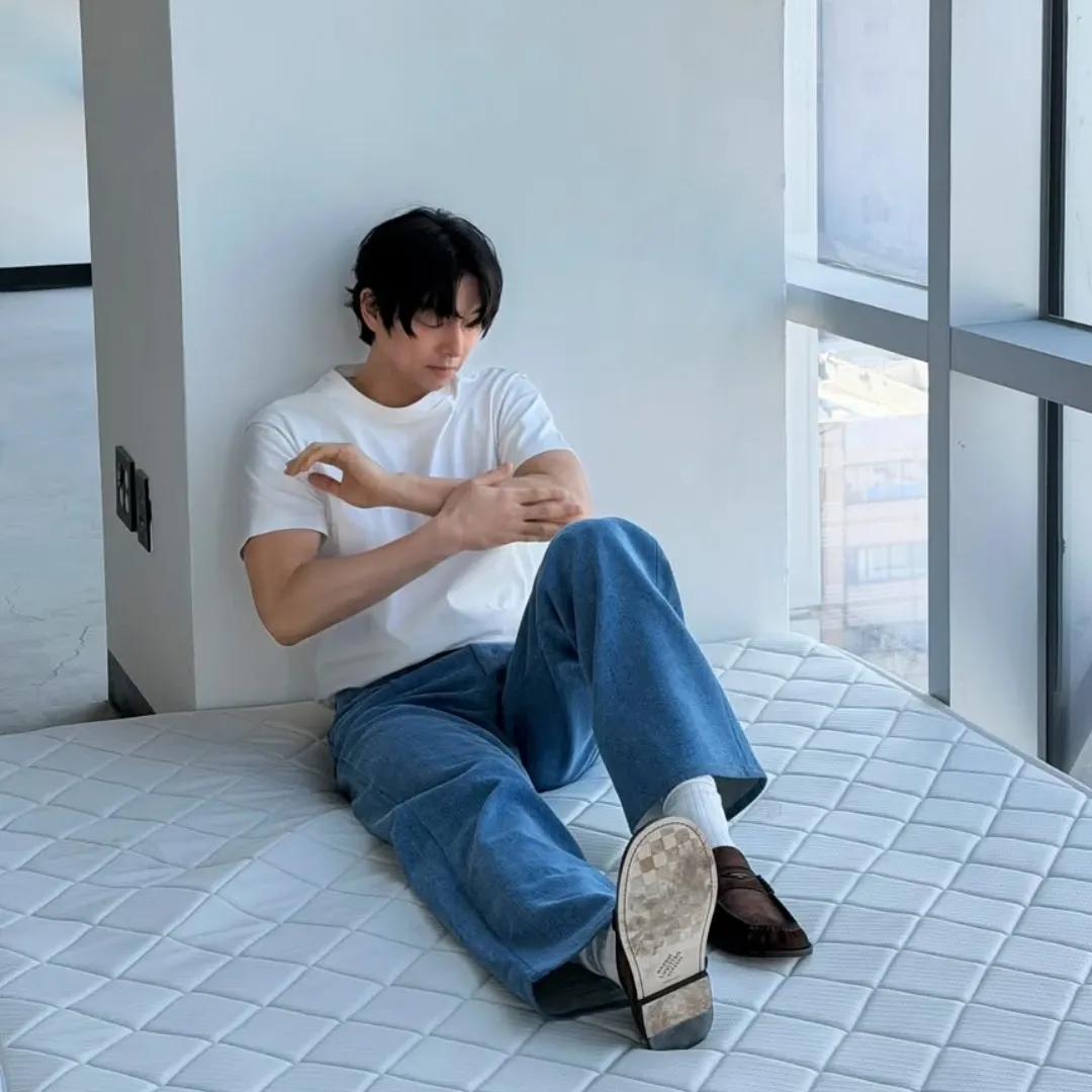 Recent activity shot of Gong Yoo