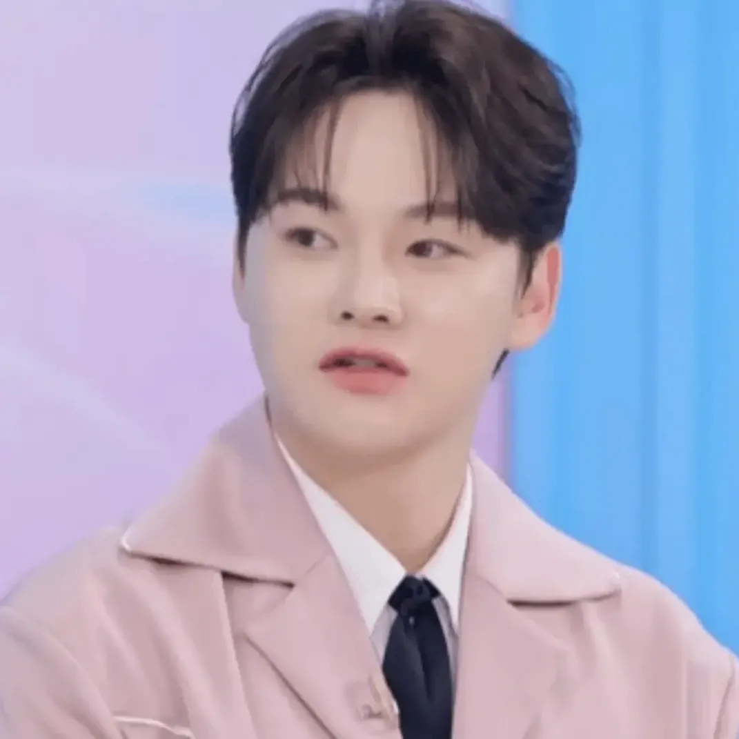 粉絲拍下的朴瑞鎮瞬間