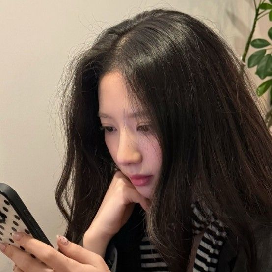 A moment captured by a fan of Bona