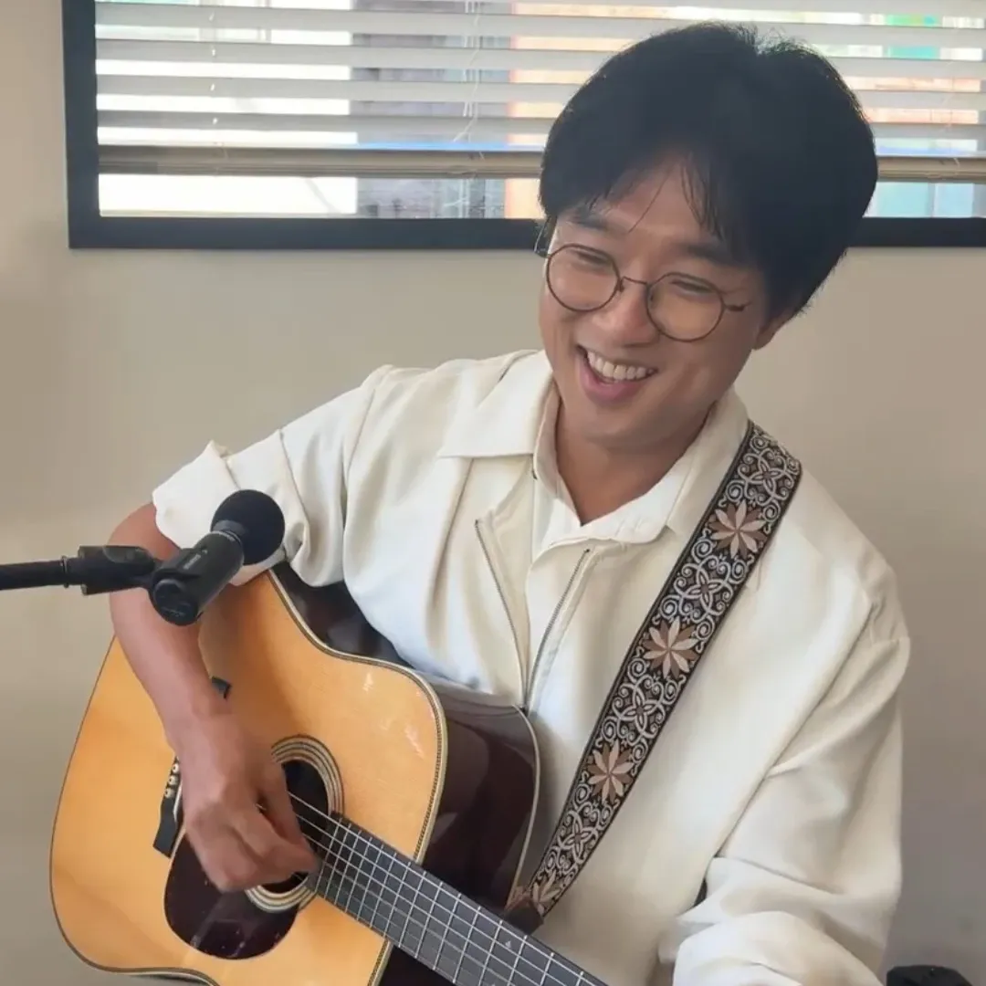Behind-the-scenes cut of Bak Changgeun