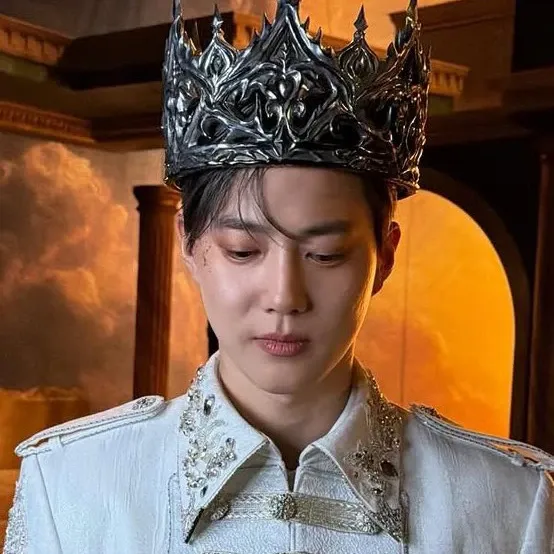 Postingan selebriti populer yang disukai penggemar