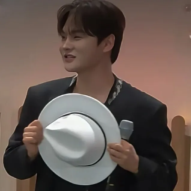 박서진 최근 활동샷