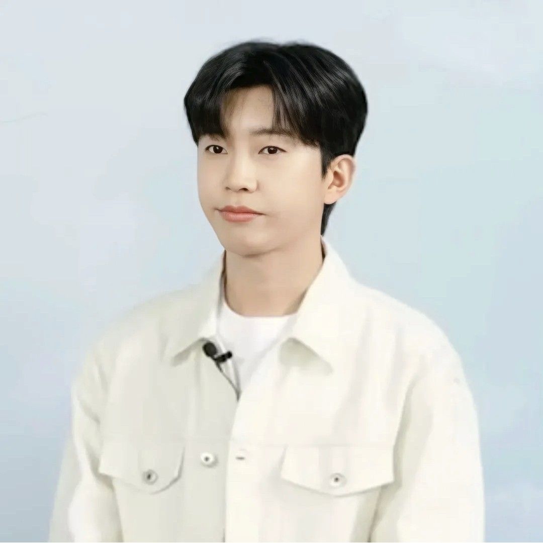 Cuplikan di balik layar dari Lim Youngwoong