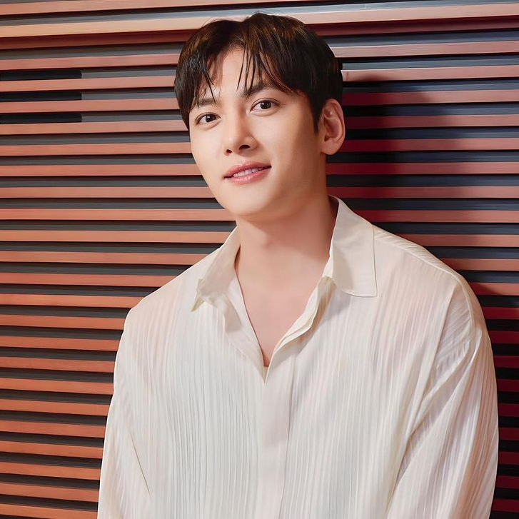 지창욱의 최신 사진