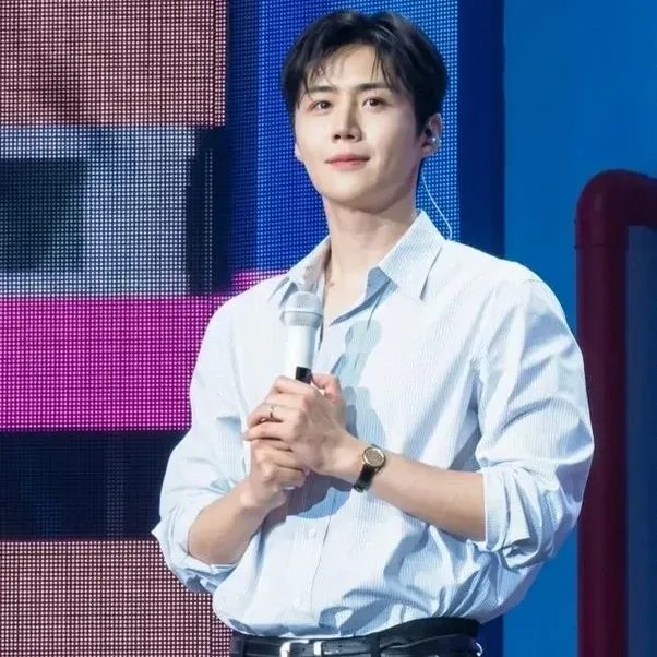 김선호 최근 활동샷