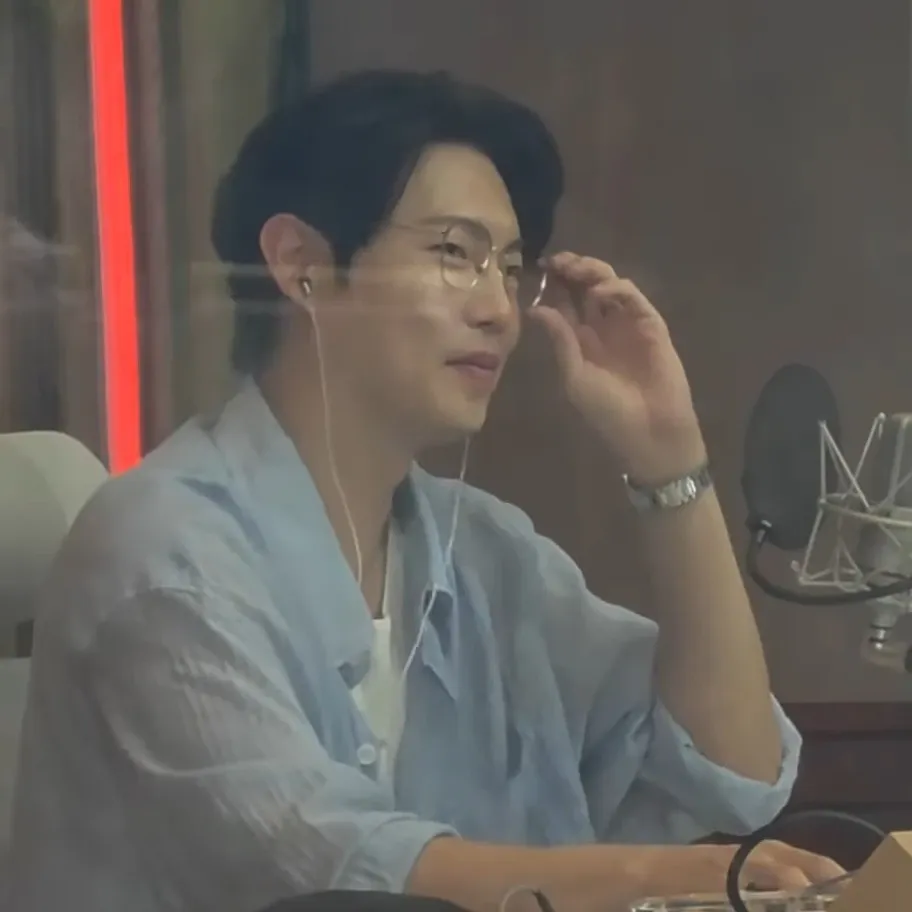 Recent activity shot of Son Taejin