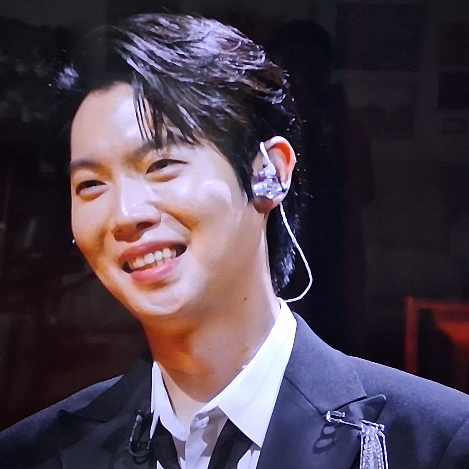 A moment captured by a fan of Son Taejin