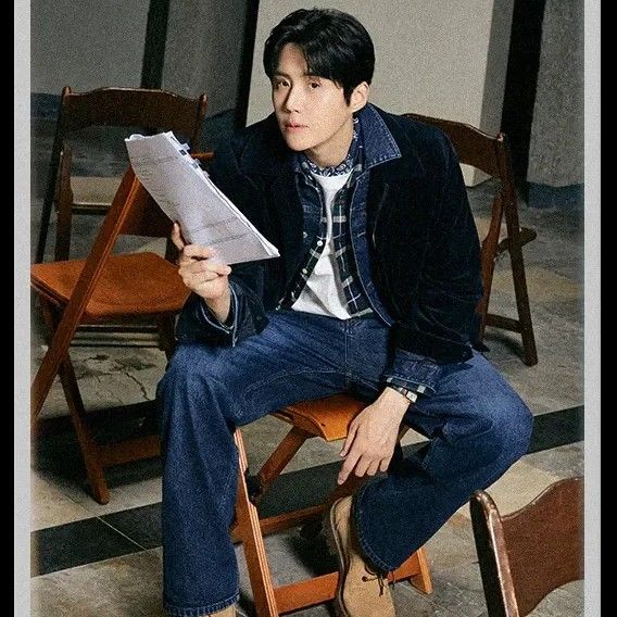 Recent activity shot of Kim Seonho