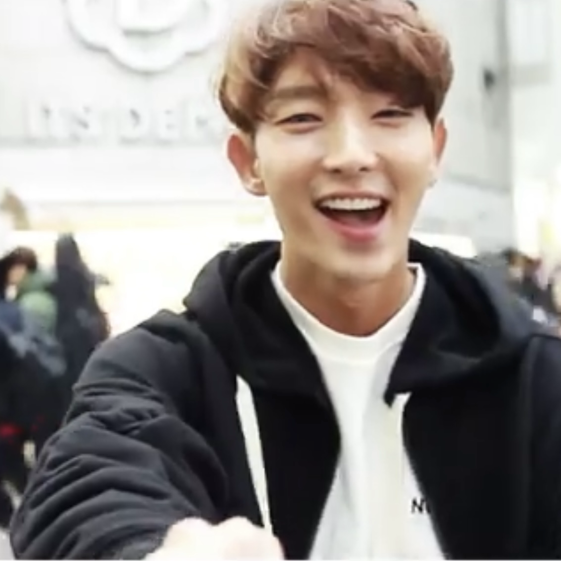 Foto kegiatan terbaru dari Lee Joongi