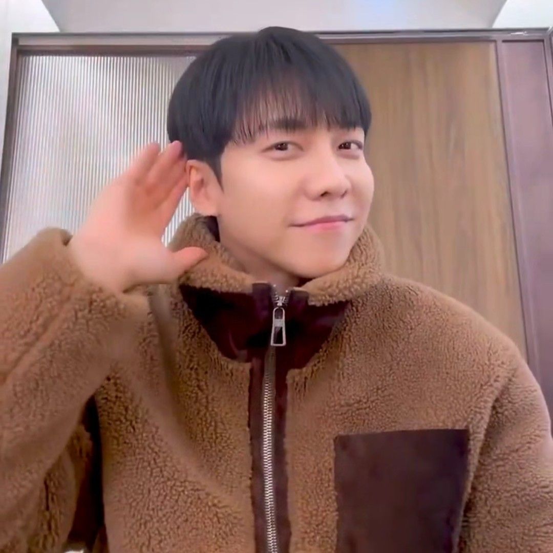 李昇基的近期活動照