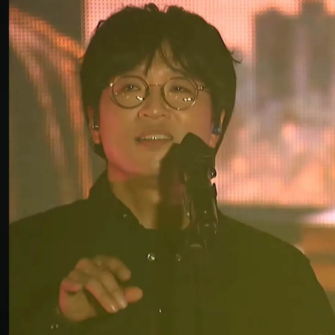 Behind-the-scenes cut of Bak Changgeun