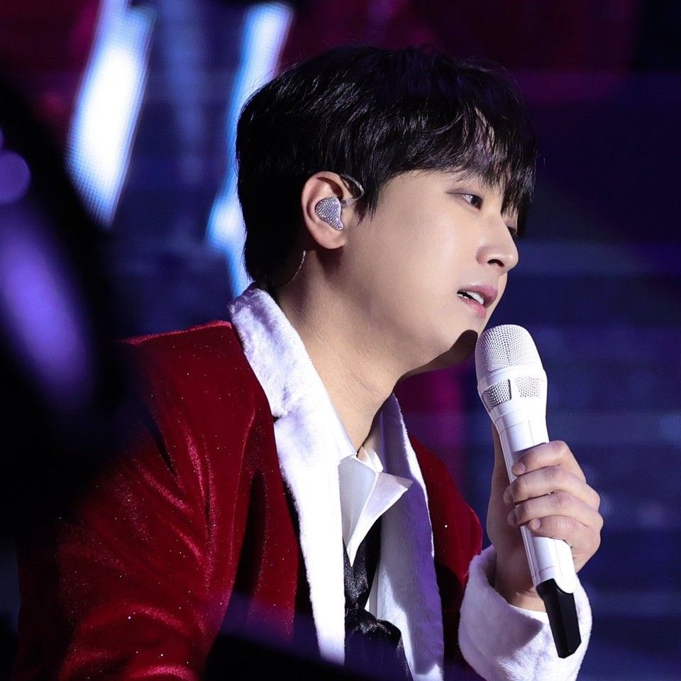 Foto terbaru dari Lee Chanwon