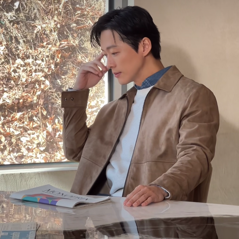 A moment captured by a fan of Namkoong Min