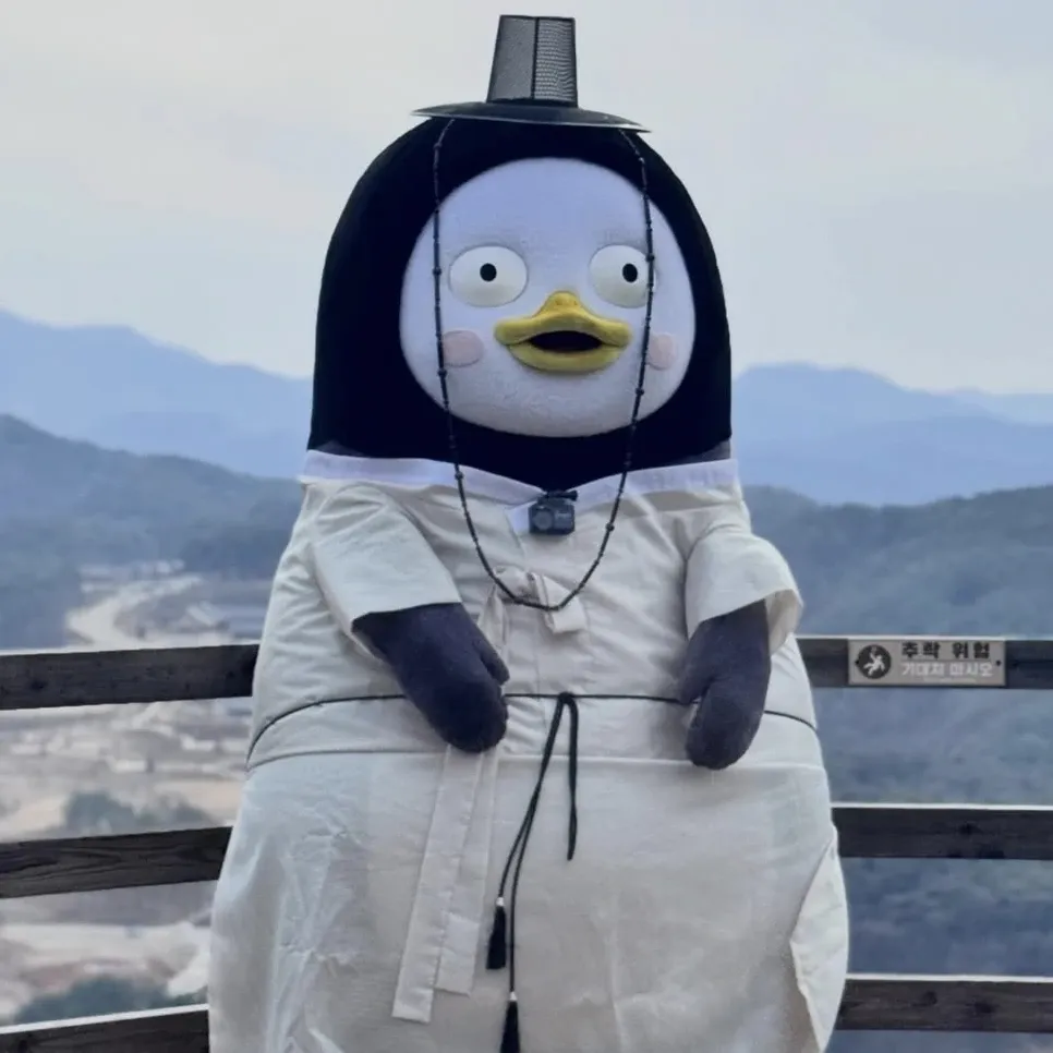 ペンスの最新写真