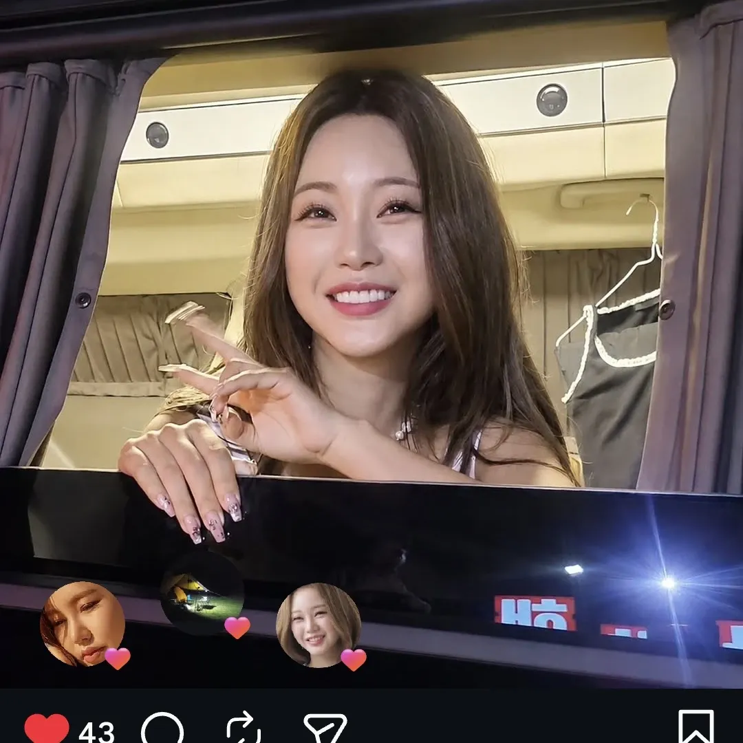 홍지윤의 최신 사진