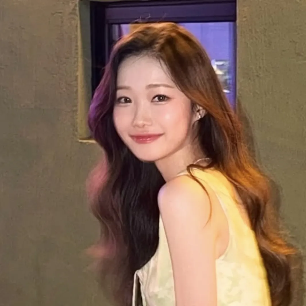 A moment captured by a fan of Jung Seojoo