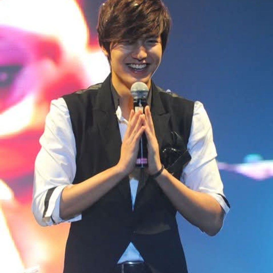 이민호 최근 활동샷