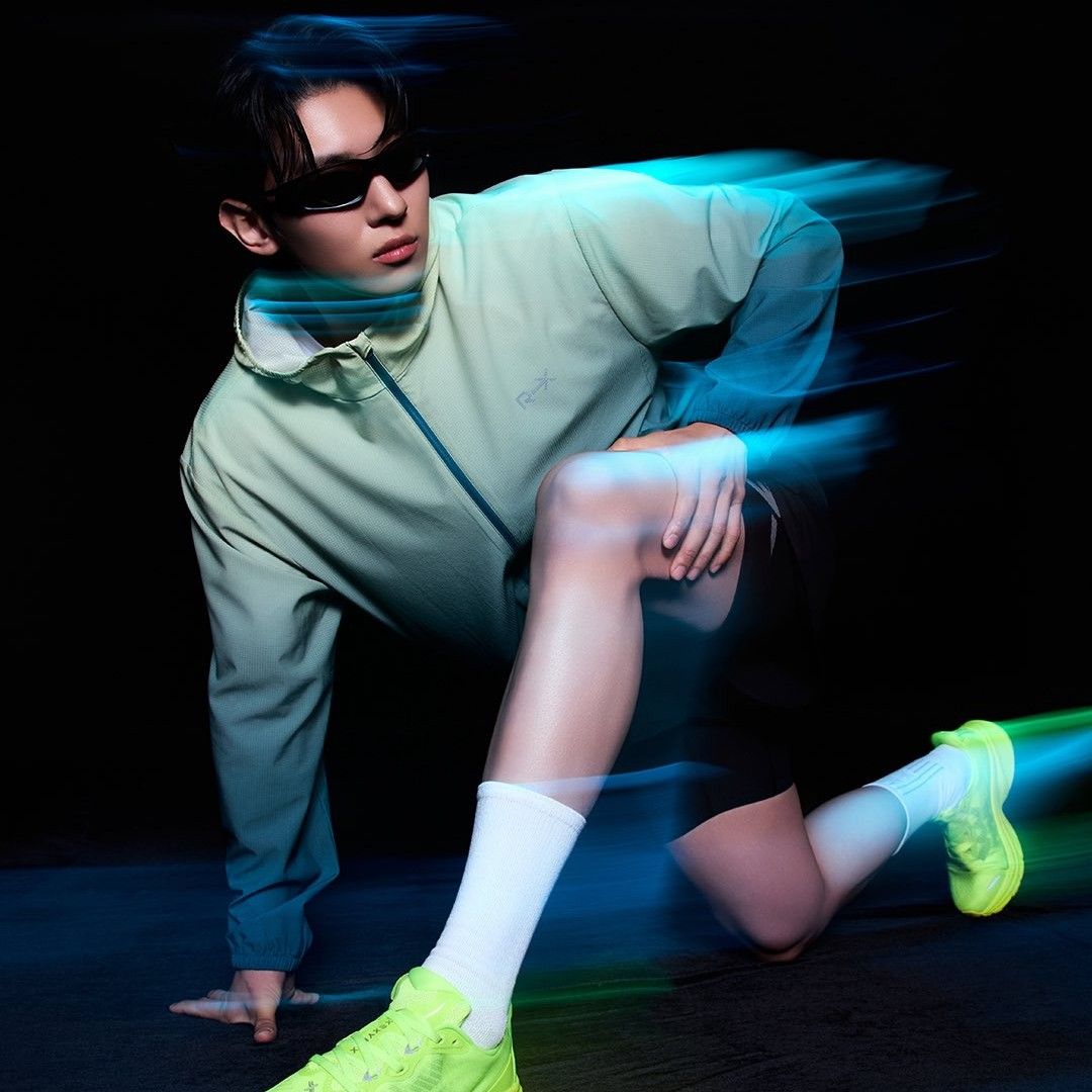 A moment captured by a fan of Dex