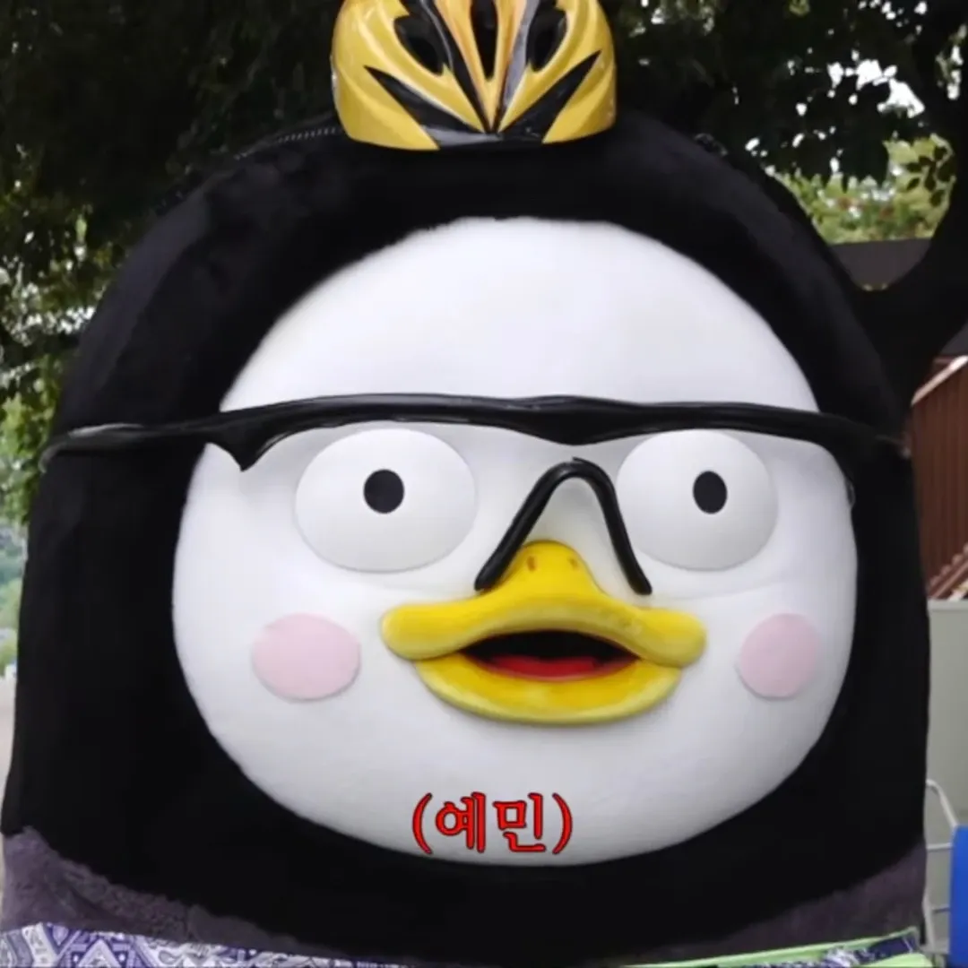 ペンスの最新写真