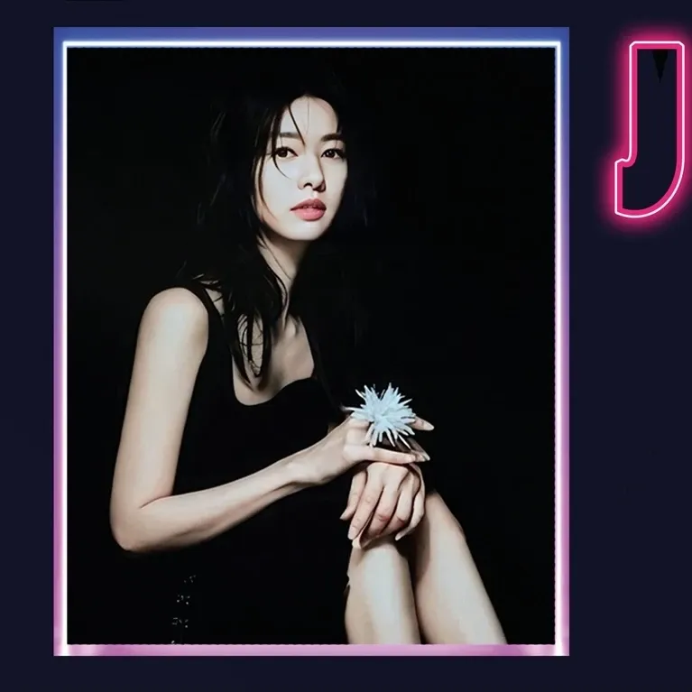 Behind-the-scenes cut of Jung Somin