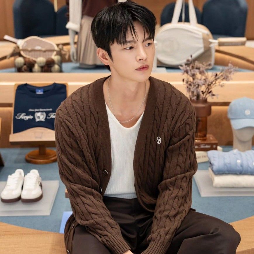 ソ・イングクのビハインドカット