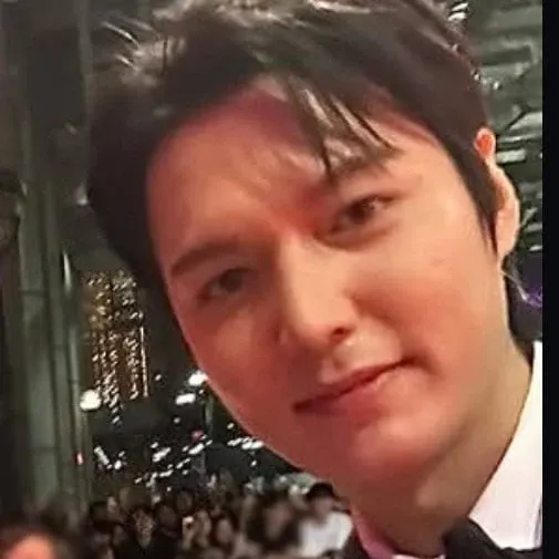 Behind-the-scenes cut of Lee Minho