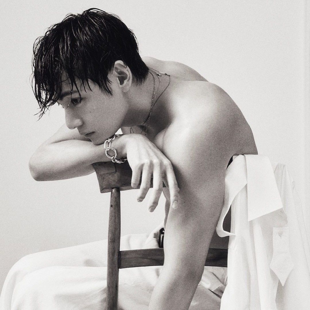 Recent activity shot of Kim Taehyung (V)