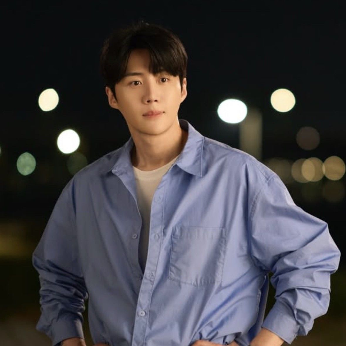 粉丝拍下的金宣虎瞬间