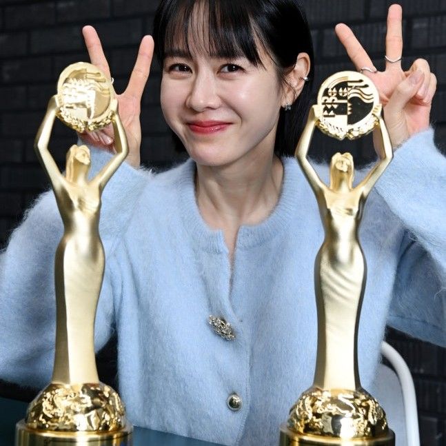 孙艺珍的近期活动照