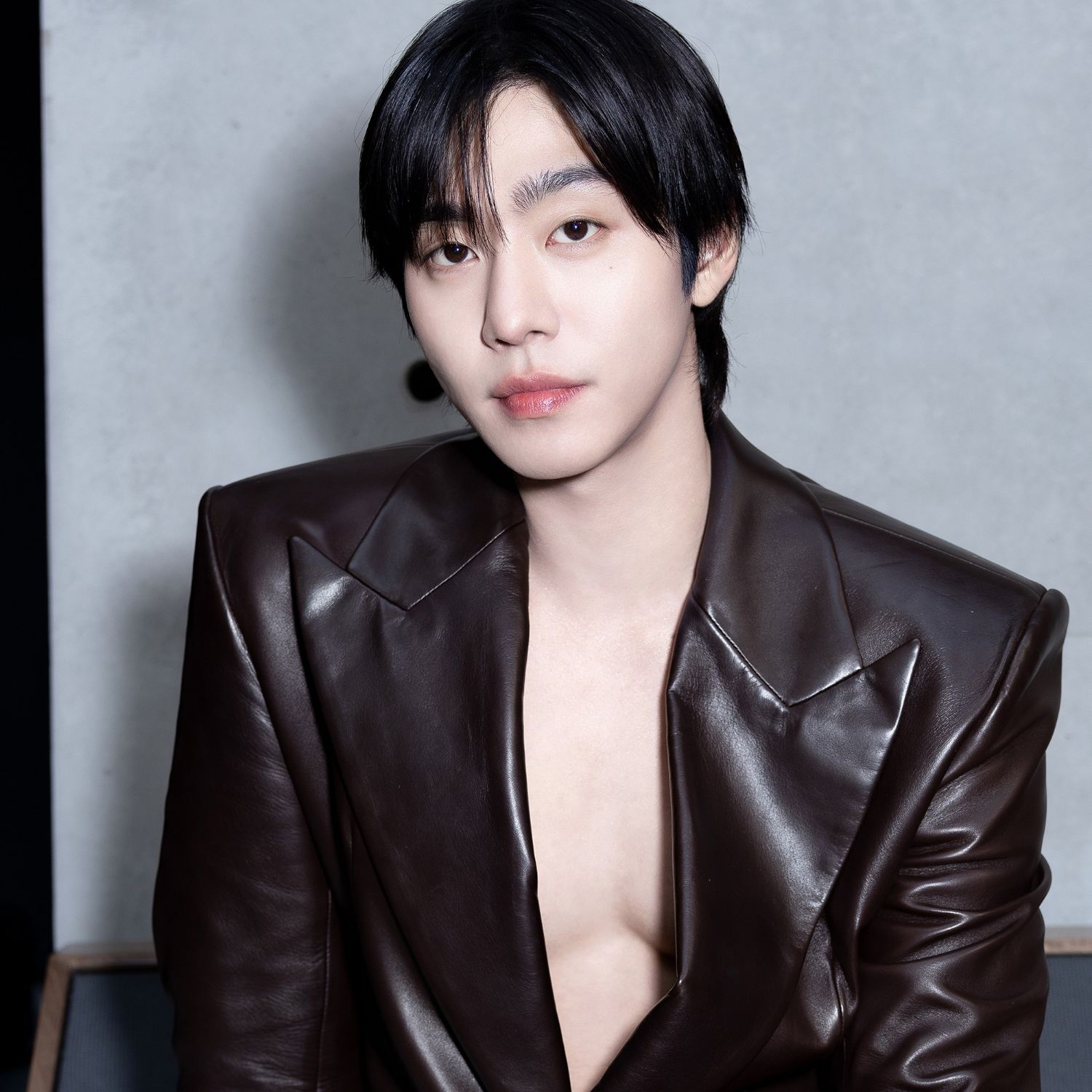 Behind-the-scenes cut of Ahn Hyoseop