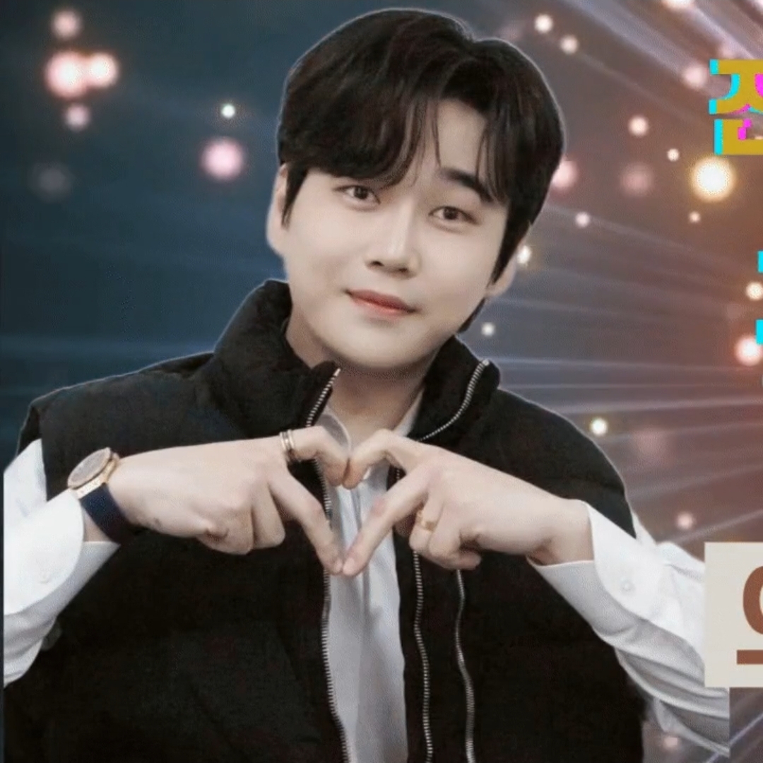 Recent activity shot of Hwang Youngwoong