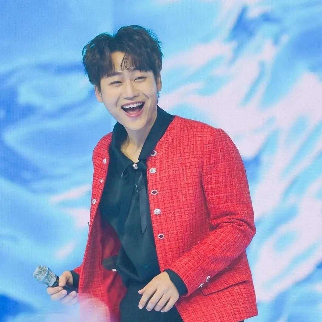 A moment captured by a fan of Min Soohyun