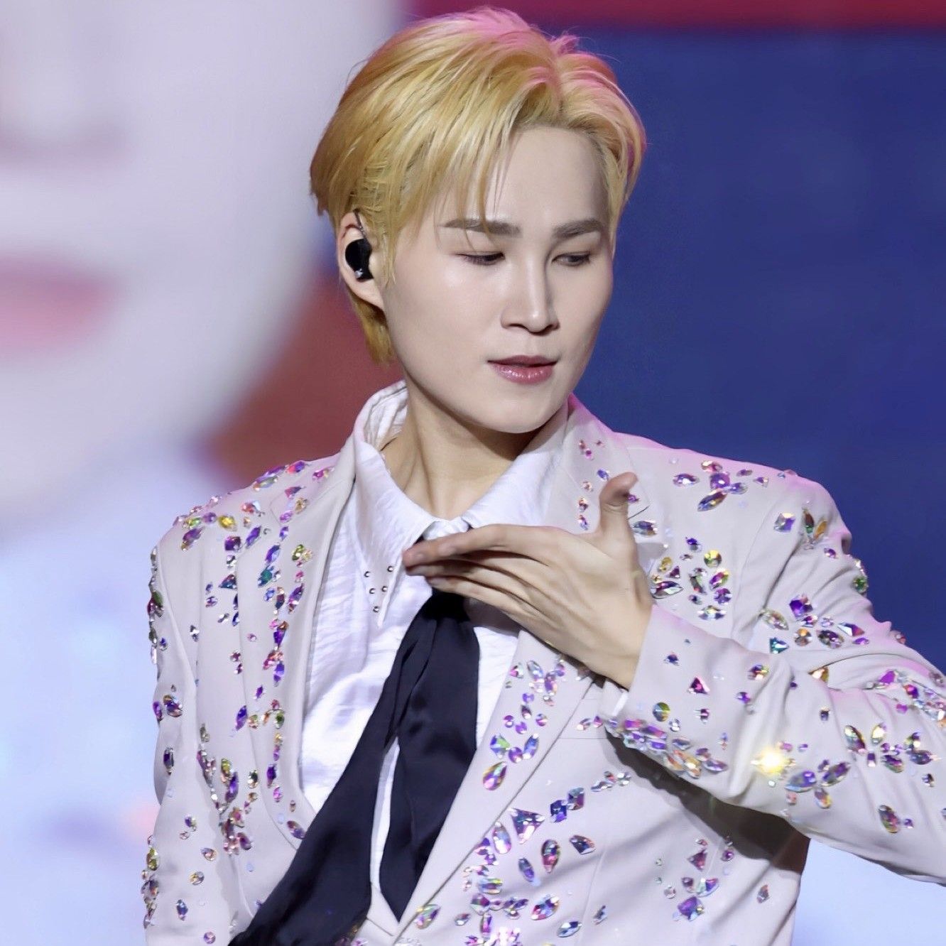 金熙栽的最新照片