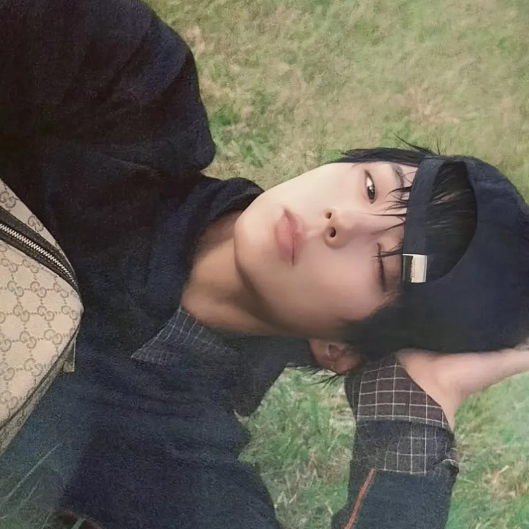 Latest photo of Park Bogum