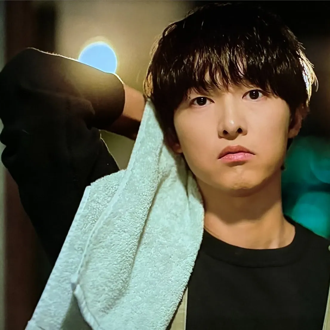 Behind-the-scenes cut of Song Joongki